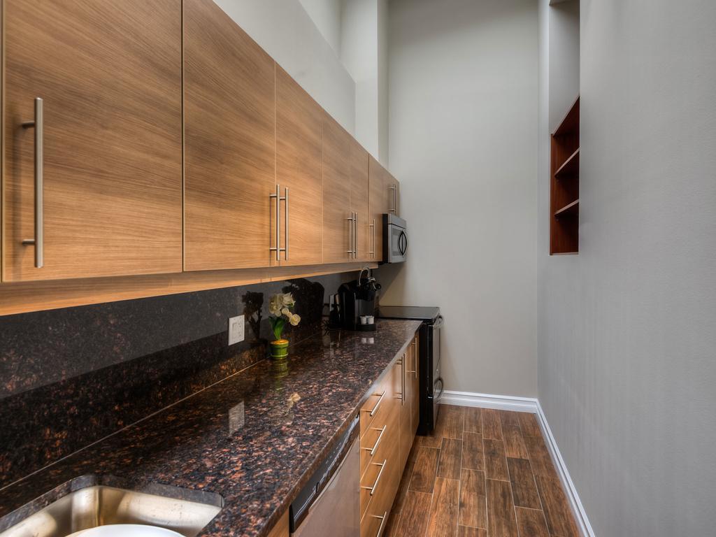Western Hotel & Executive Suites Guelph Extérieur photo