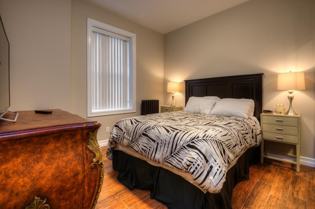 Western Hotel & Executive Suites Guelph Extérieur photo