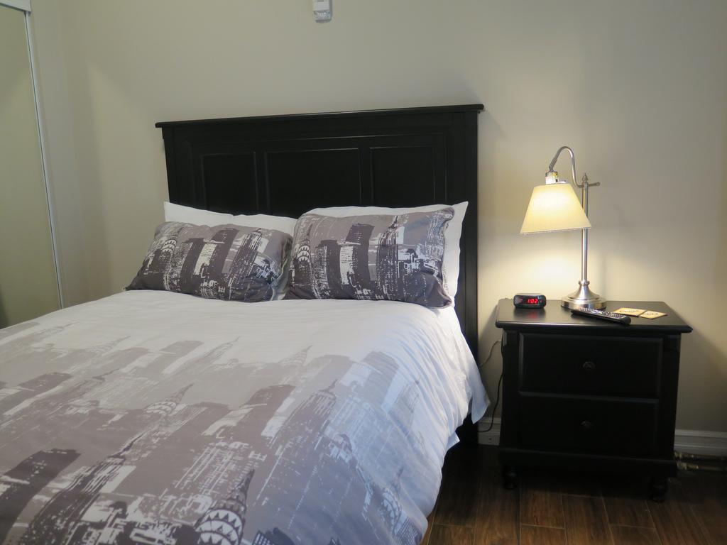 Western Hotel & Executive Suites Guelph Extérieur photo