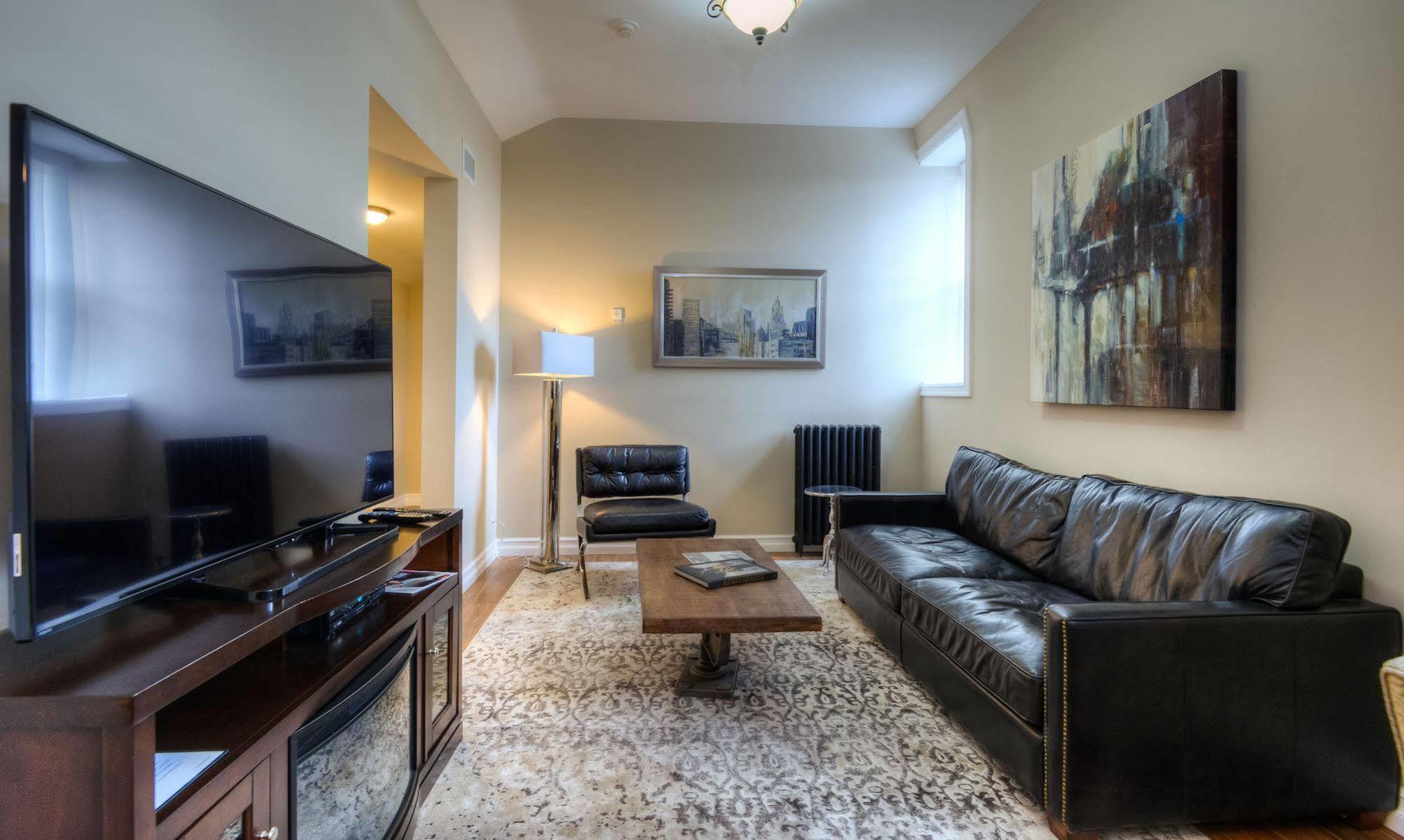 Western Hotel & Executive Suites Guelph Extérieur photo