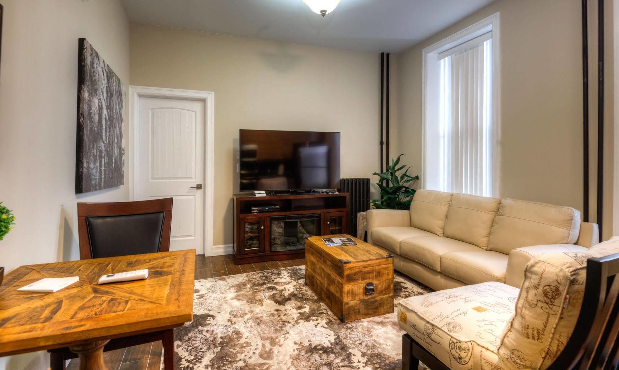 Western Hotel & Executive Suites Guelph Extérieur photo