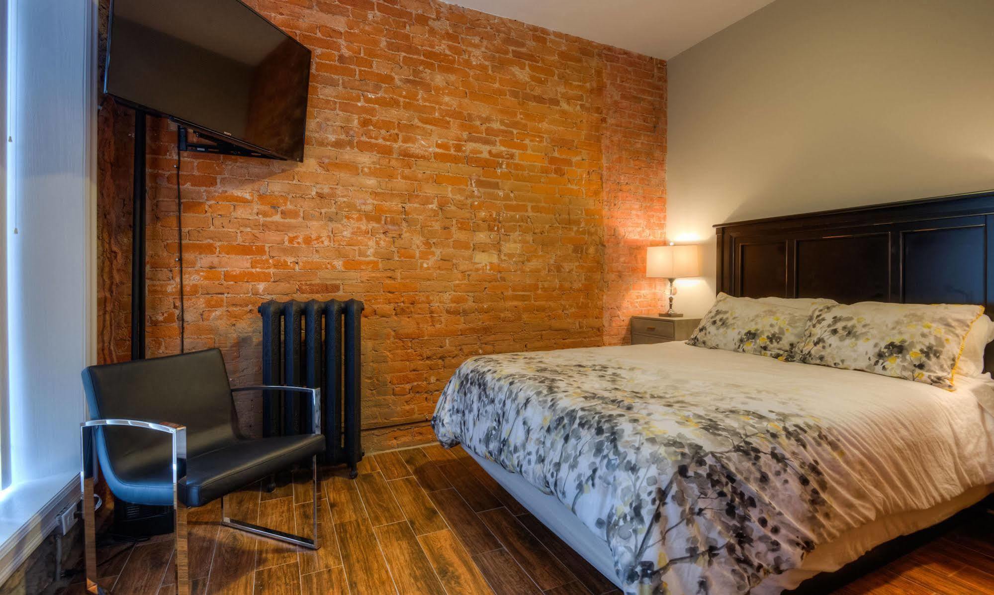 Western Hotel & Executive Suites Guelph Extérieur photo